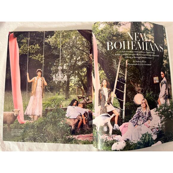 Harper's Bazaar Magazine January 2019 - Margot Robbie cover - Picture 13 of 13